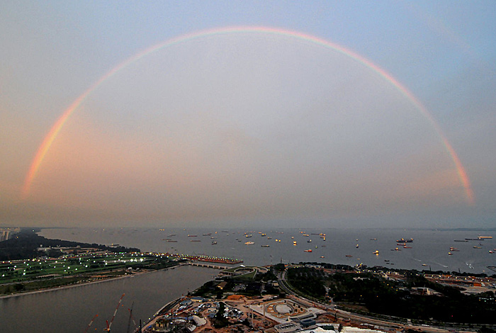 1280px-1_sands_sky_park_sunset_rainbow_a